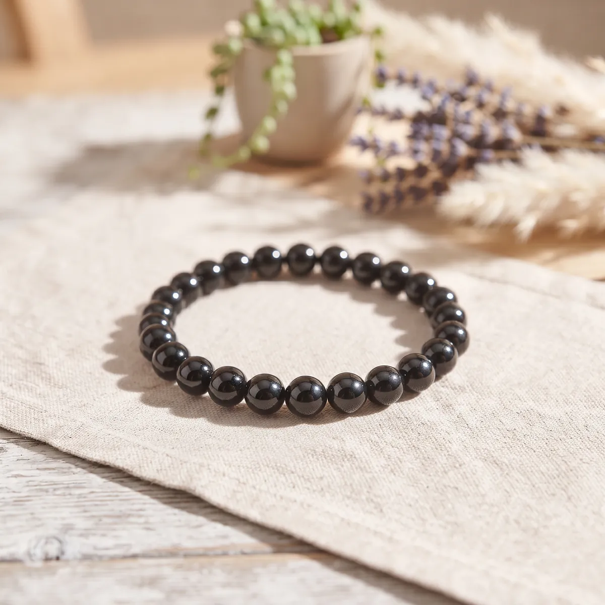 Náramok Čierny obsidián — Nočný strážca