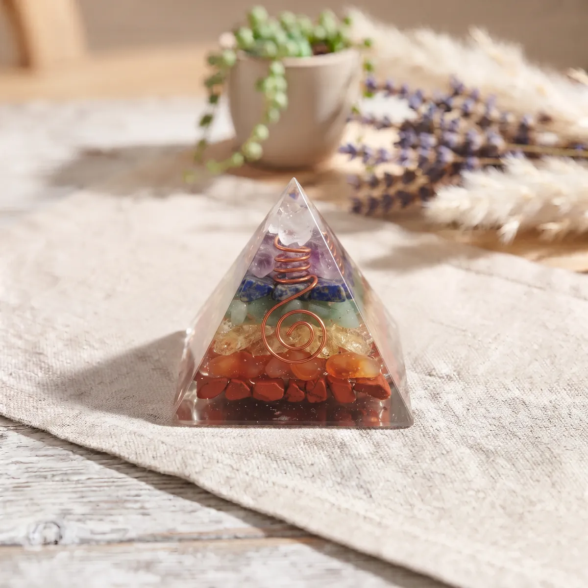 Orgonitová pyramída — Sedem čakier